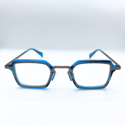 TOK-YO – Blue Chic